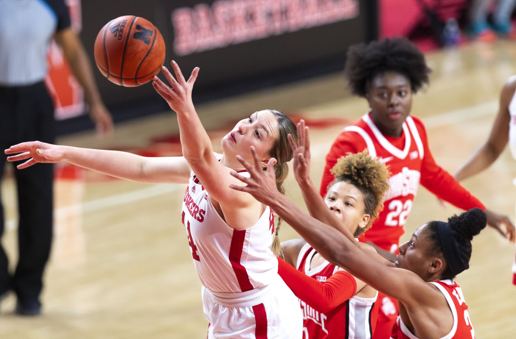 Negara Bagian Ohio vs Nebraska, 1.14